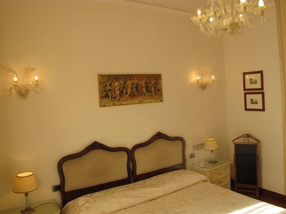 C-Hotels De Rose Palace Florencia Exterior foto