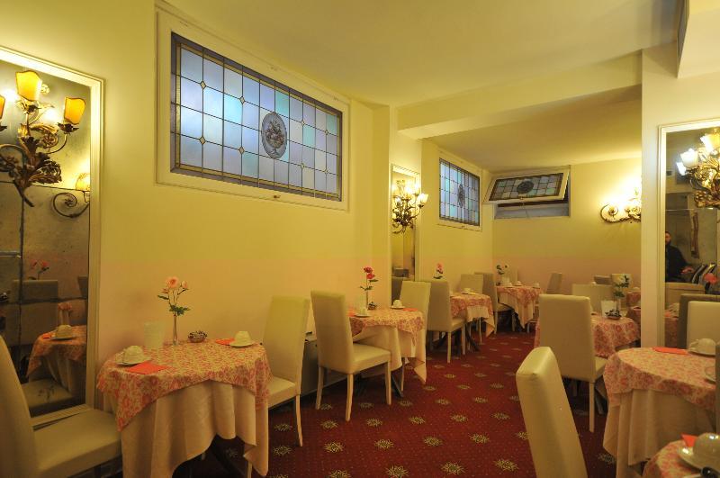 C-Hotels De Rose Palace Florencia Exterior foto