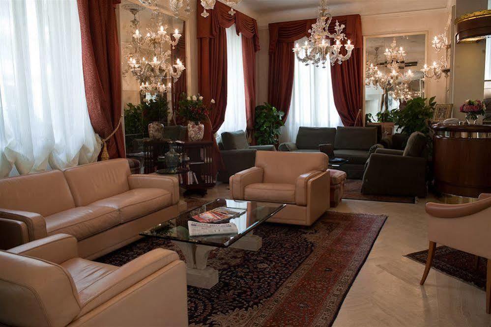 C-Hotels De Rose Palace Florencia Exterior foto